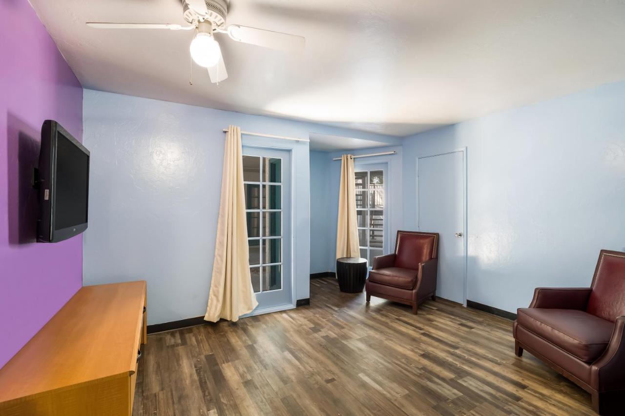 Knights Inn Tucson D.M.A.F Area Екстер'єр фото